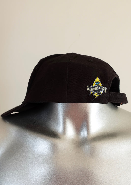 Casquette noire à visière convexe