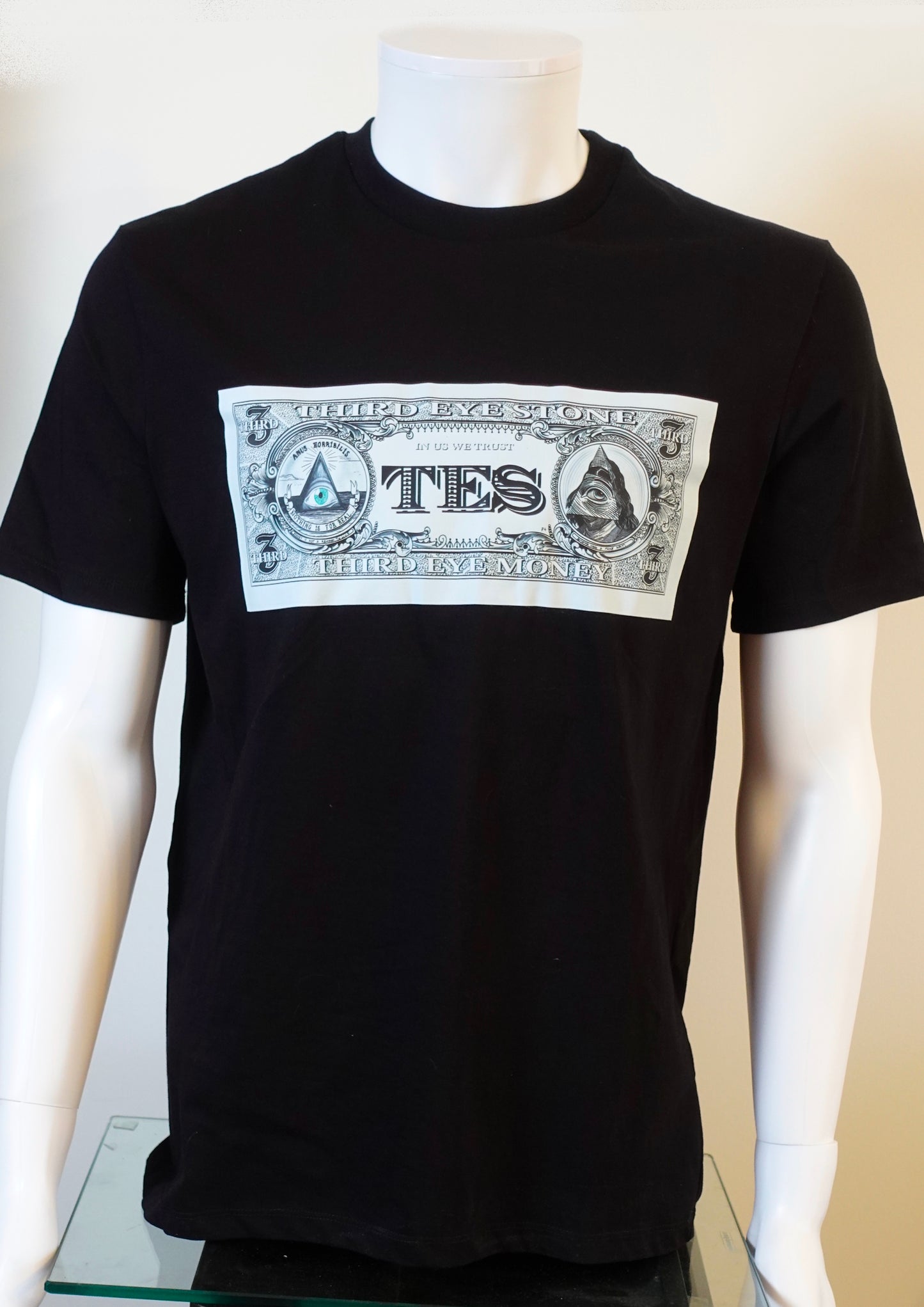 L’argent, toujours l’argent